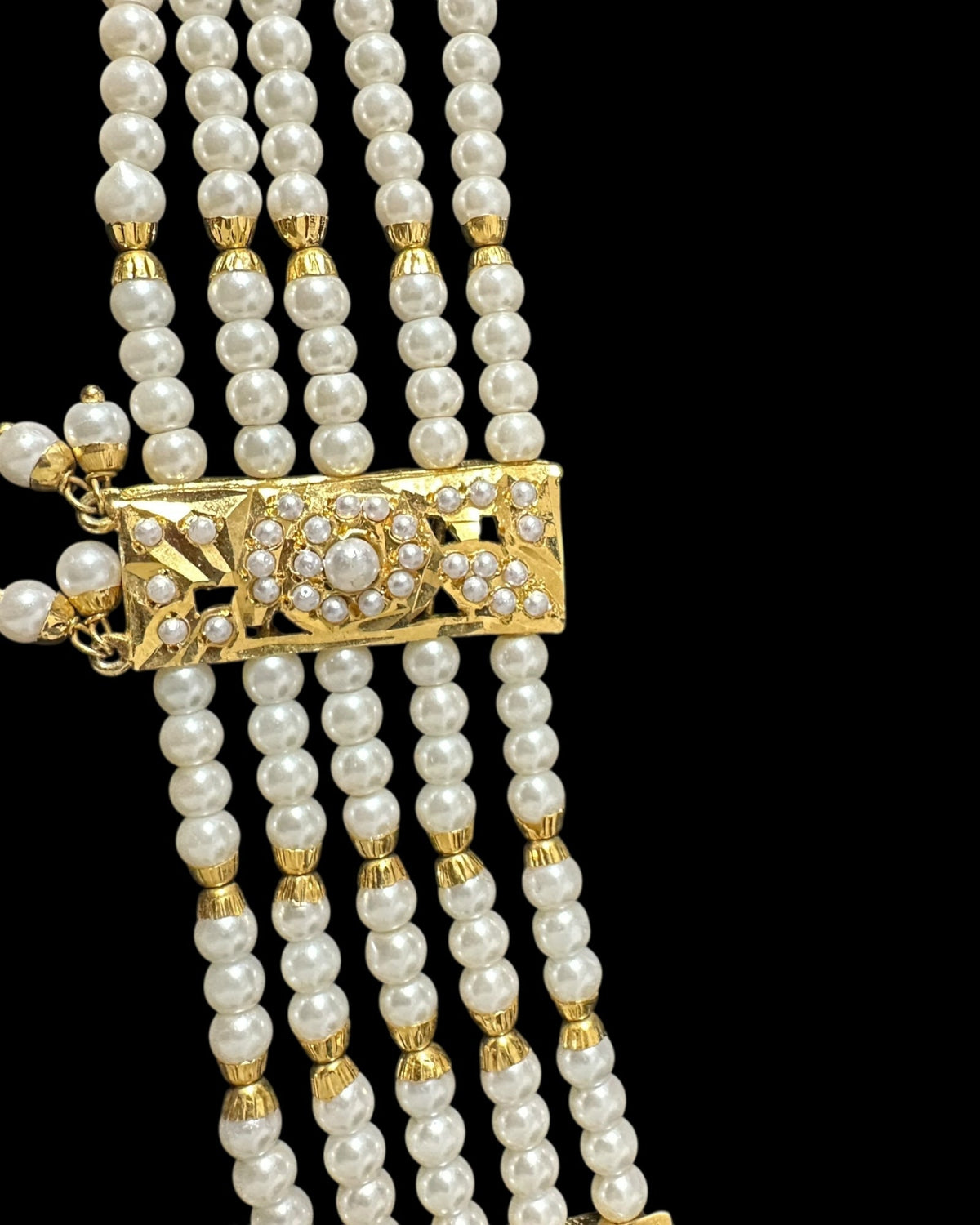 Gold-Plated Jadau Choker in Pearls