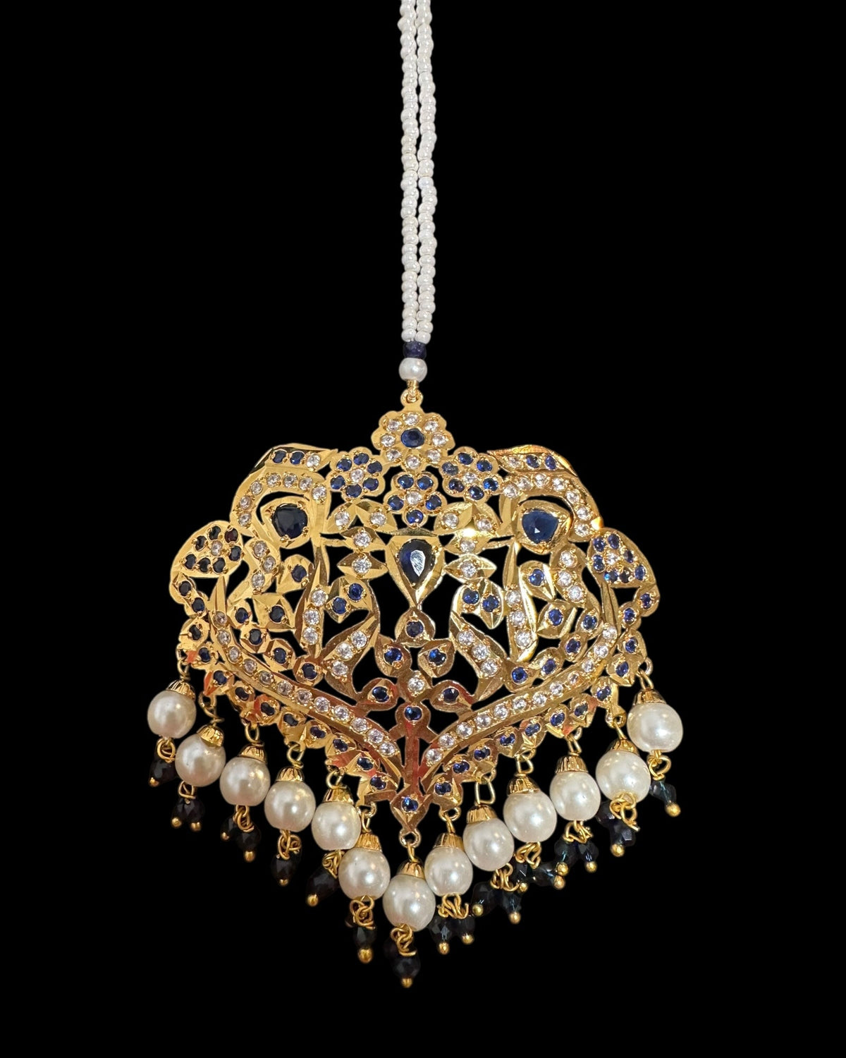 Neeli Jadau Necklace with Earrings and Tika