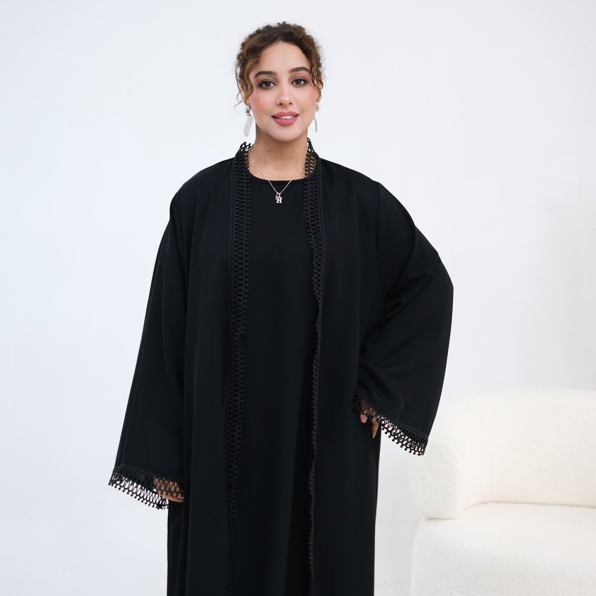 Light pink 3D Lace Trim Open Abaya & Sleeveless Dress Set – view 6