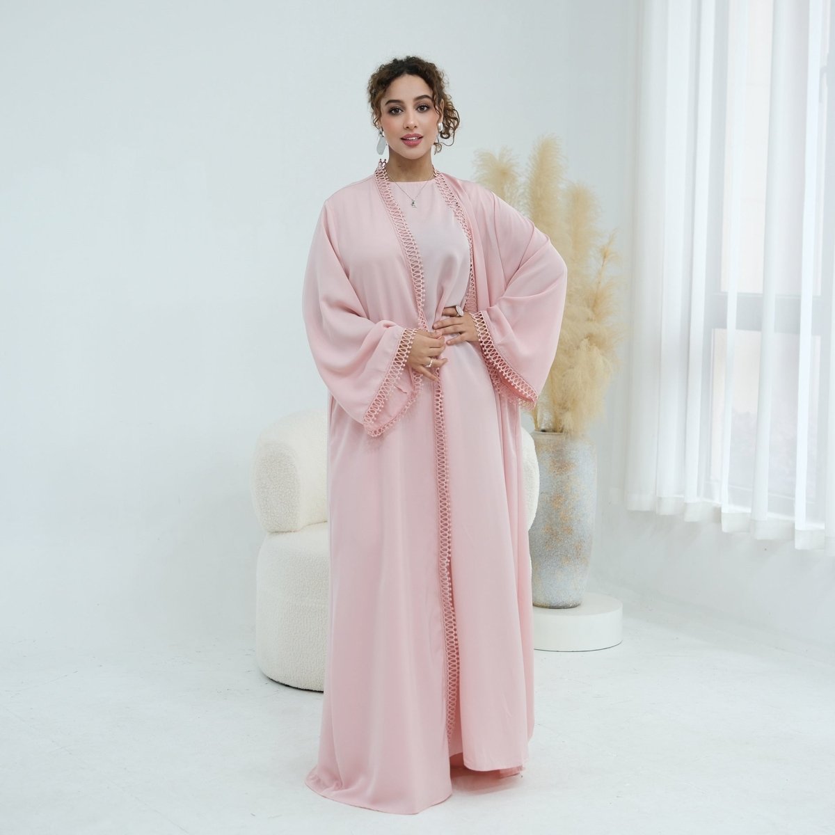 Light pink 3D Lace Trim Open Abaya & Sleeveless Dress Set – view 29
