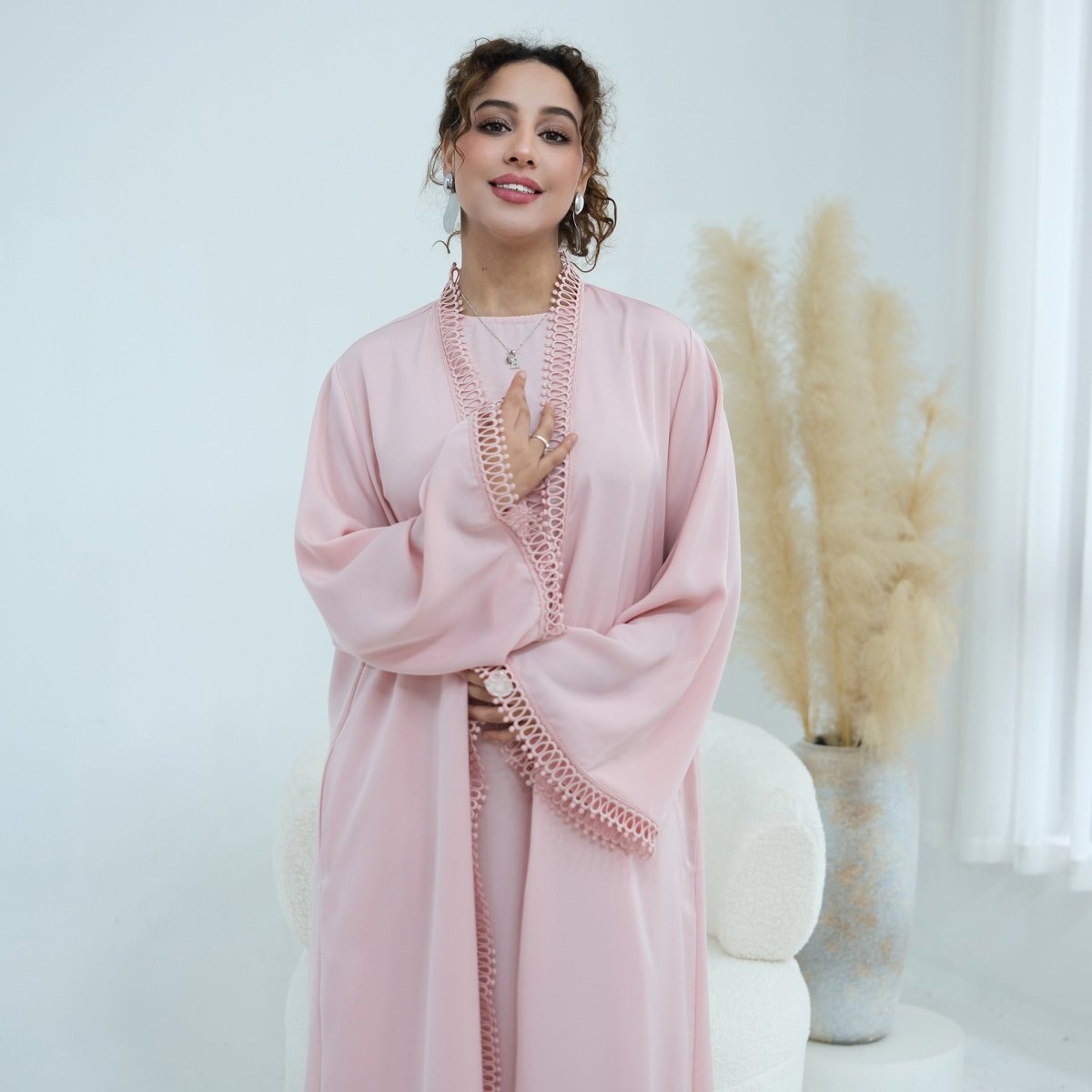 Light pink 3D Lace Trim Open Abaya & Sleeveless Dress Set – view 27