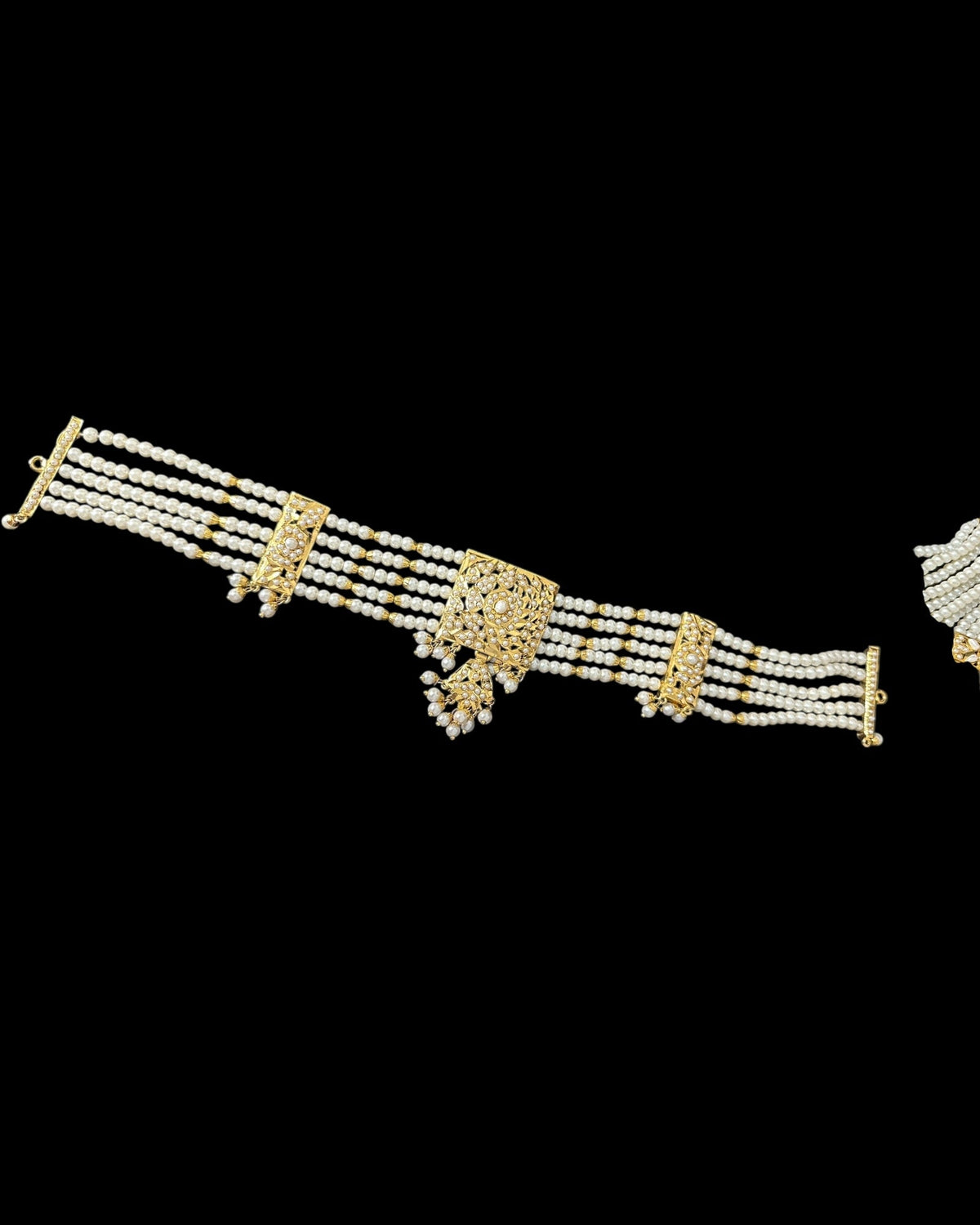 Gold-Plated Jadau Choker in Pearls