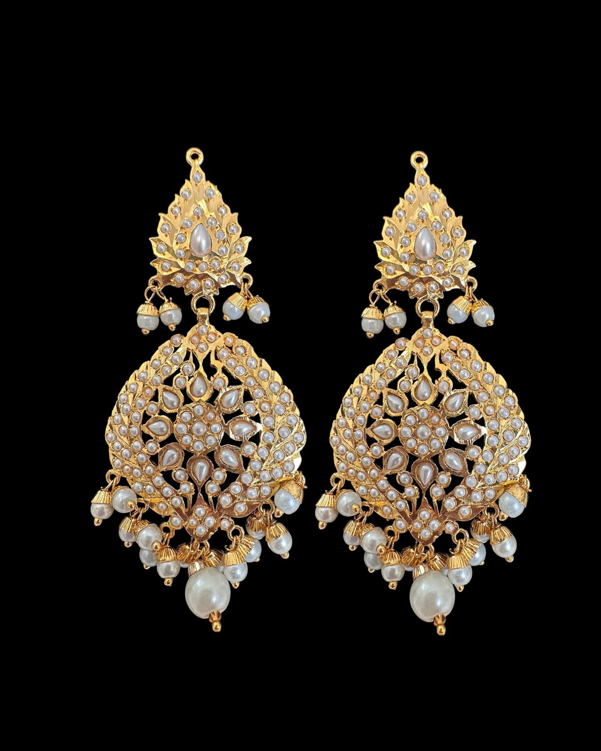 Megha Jadau Earrings and Tika Set in Pearl