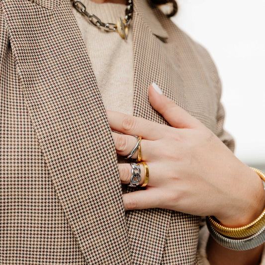 Abby Chain Ring - Image 2