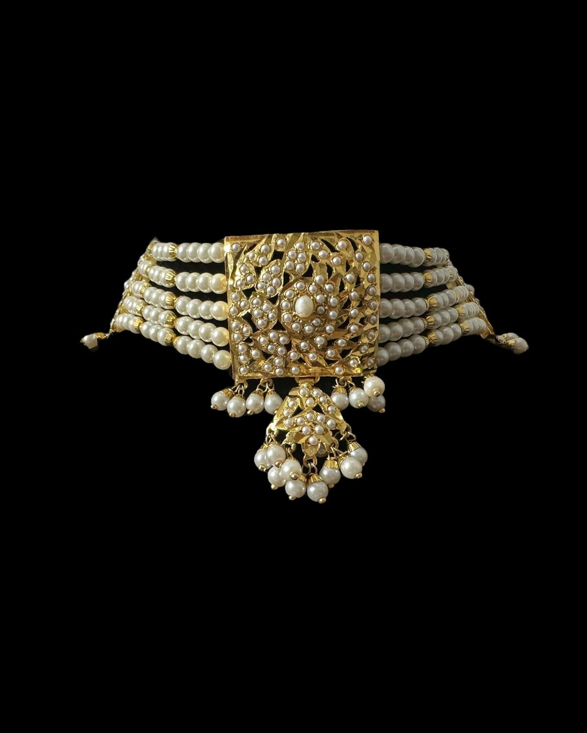 Gold-Plated Jadau Choker in Pearls