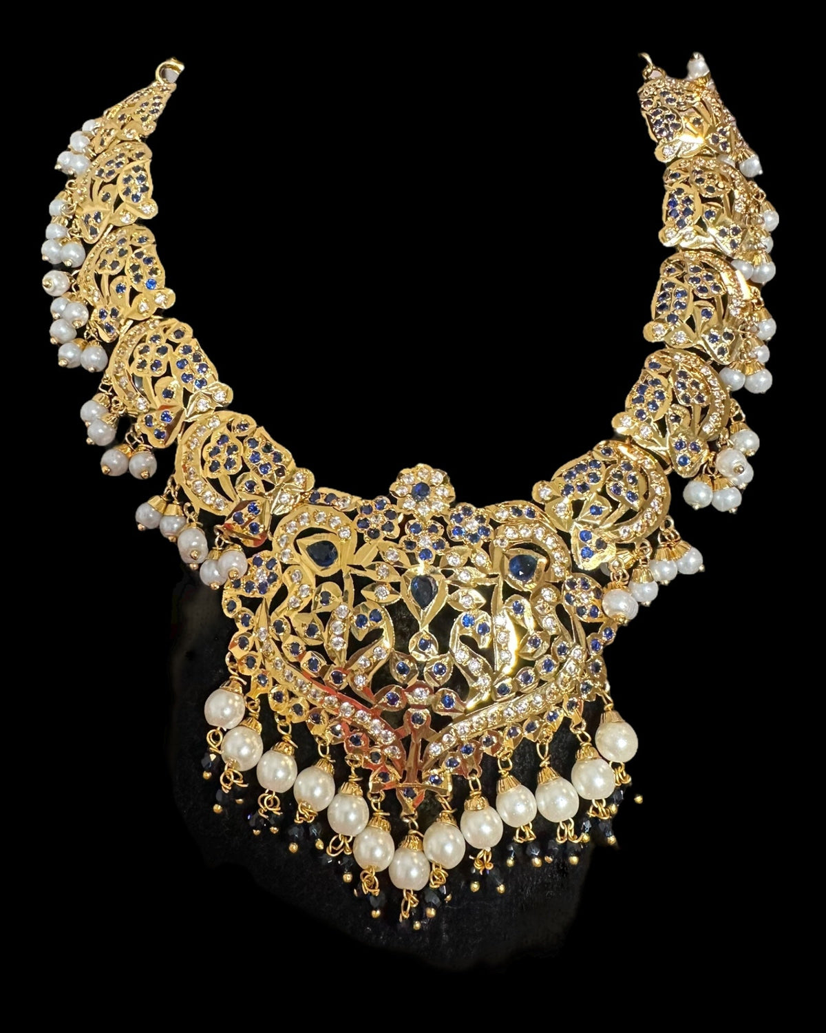 Neeli Jadau Necklace with Earrings and Tika